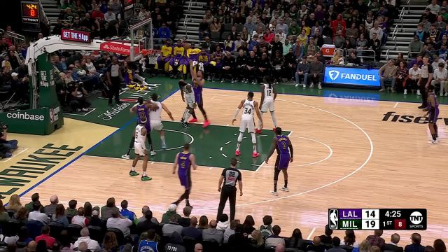 【2025年03月14日 湖人vs雄鹿集锦】浑身上下都是假动作 东契奇单吃小凯文-波特打成2+1