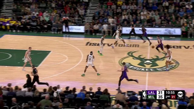 【2025年03月14日 湖人vs雄鹿集锦】我就敢笃定你盖不着我 里夫斯突破上篮打进