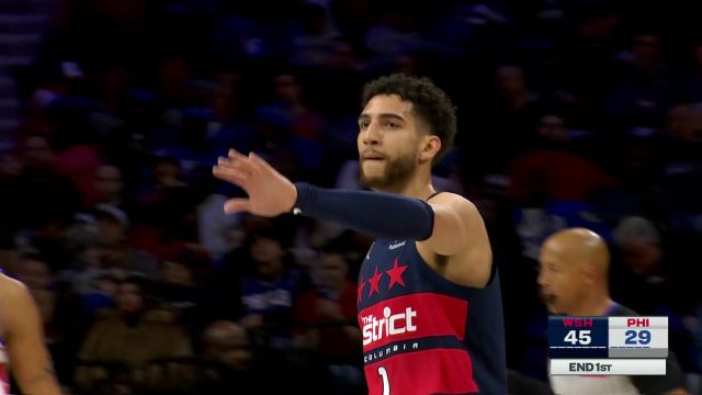 【2025年03月27日 奇才vs76人集锦】轻松点飞防守 科比-琼斯压哨三分再度实现精准打击扩大领先