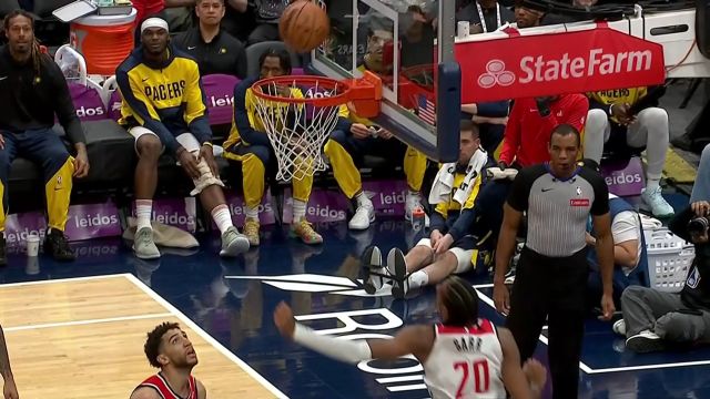 【2025年03月28日 步行者vs奇才集锦】突然提升防守强度 萨尔赏给哈利伯顿追身钉板大帽遮天蔽日