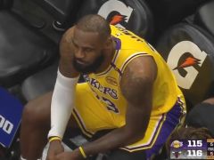 詹姆斯距42000分差5分：从压哨绝杀到被压哨绝杀 致命失误表情呆滞