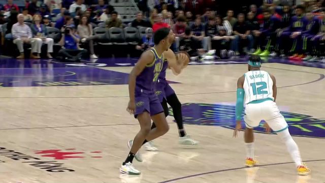 【2025年03月31日 黄蜂vs鹈鹕集锦】精妙空中作业！奥利尼克精准制导里夫斯空接上篮打进