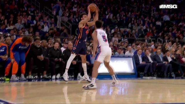 【2025年04月02日 76人vs尼克斯集锦】一言不合就起飞 阿奴诺比闪现篮下接球起飞双手灌篮