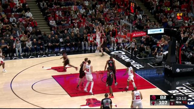 【2025年04月02日 猛龙vs公牛集锦】伤口上再撒把盐！帕威不惧防守转身杀进篮下上篮命中拿下两分