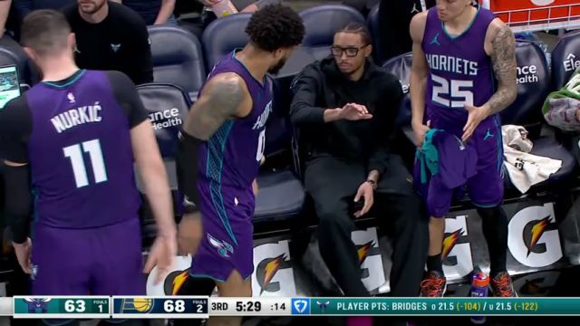 【2025年04月03日】NBA常规赛：黄蜂vs步行者第3节英文原声录像回放