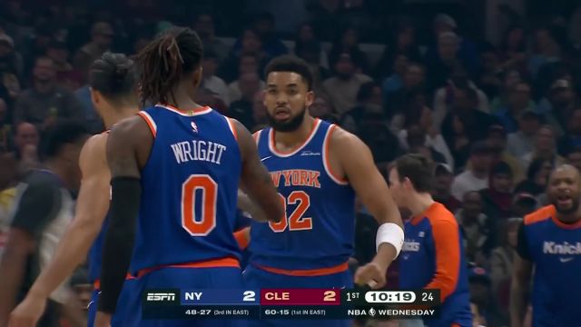 【2025年04月03日 尼克斯vs骑士集锦】凭借身体强行碾压 唐斯顶着艾伦冲入禁区上篮建功