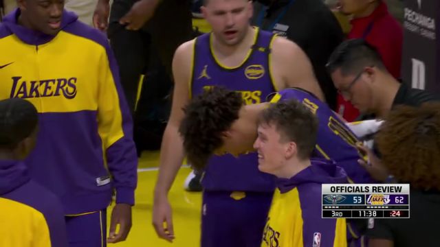 【2025年04月05日 鹈鹕vs湖人集锦】隔着屏幕都听到了心碎的声音！奥利尼克突破时膝盖顶到海耶斯裆部