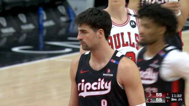 【2025年04月05日】开拓者vs公牛第3节英文原声录像回放