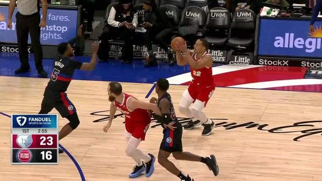 【2025年04月06日 灰熊vs活塞集锦】你就是我的瞄准镜！贝恩迎着防守毫不犹豫命中超远三分