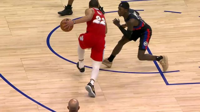 【2025年04月06日 灰熊vs活塞集锦】距离胜利越来越近！贝恩连续命中两记急停中投将分差再次拉开