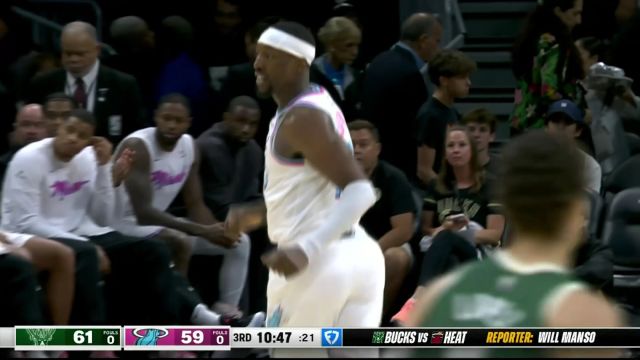 【2025年04月06日 雄鹿vs热火集锦】阿德巴约勇闯龙潭上篮打进 字母哥单臂劈扣还以颜色