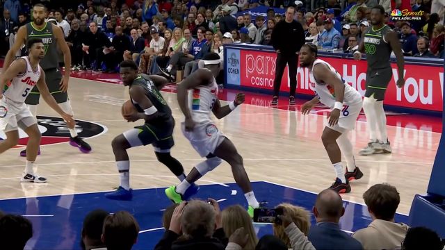 【2025年04月06日 森林狼vs76人集锦】动作行云流水 爱德华兹灵动光速转身上篮无人能及