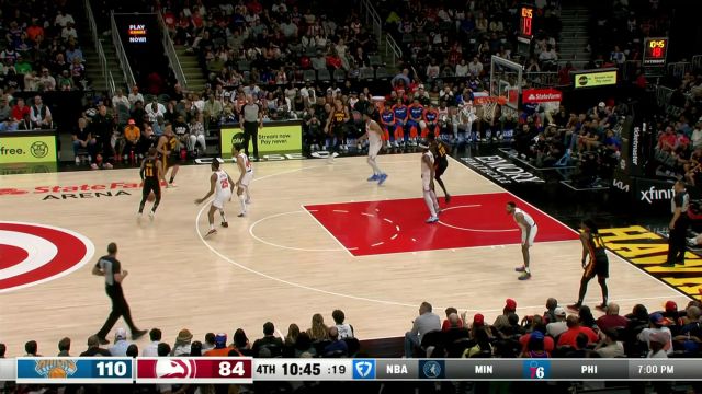 【2025年04月06日 尼克斯vs老鹰集锦】久旱逢甘霖！特雷杨命中外线超远三分为球队追分