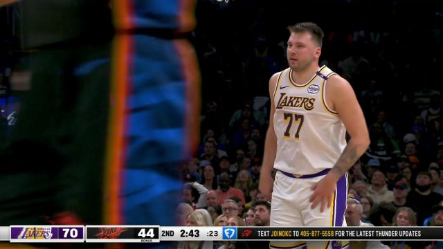 【2025年04月07日 湖人vs雷霆集锦】半场砍下20+！东契奇顶着霍姆格伦高难度三分出手一箭穿心