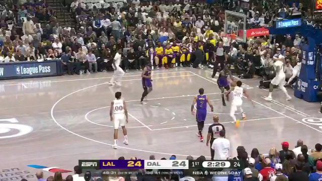 【2025年04月10日 湖人vs独行侠集锦】东契奇与马绍尔对飙三分 加福德连帽两元沸腾全场