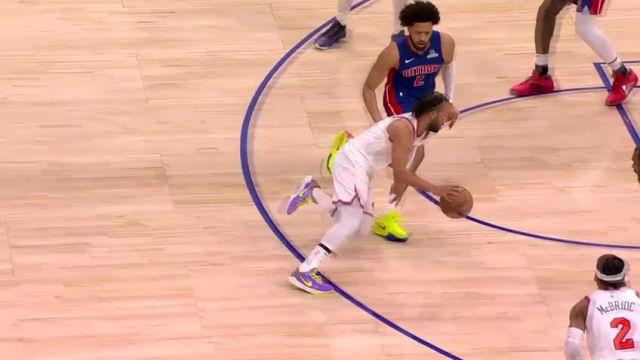 【2025年04月11日】尼克斯vs活塞第1节英文原声录像回放