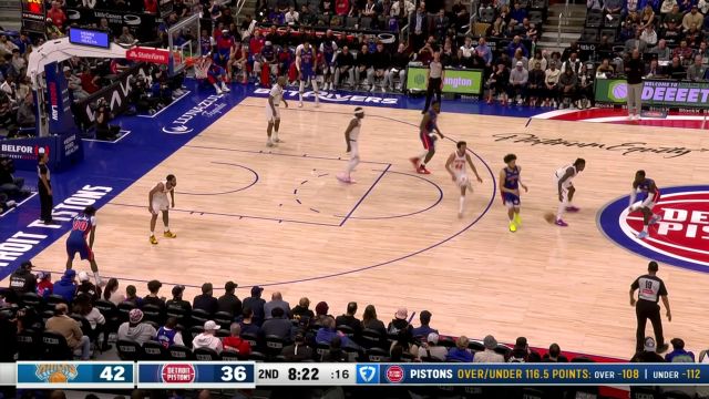 【2025年04月11日 尼克斯vs活塞集锦】篮下有我不用愁！阿丘瓦镇守篮下送施罗德无情遮天大帽