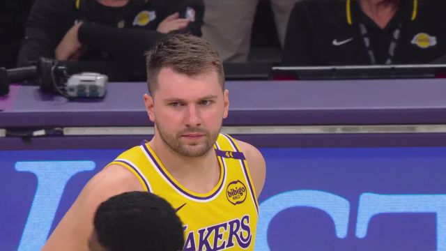 【2025年04月12日 火箭vs湖人集锦】火箭109-140湖人 东契奇39+8+7詹姆斯伤退锁定西部第3