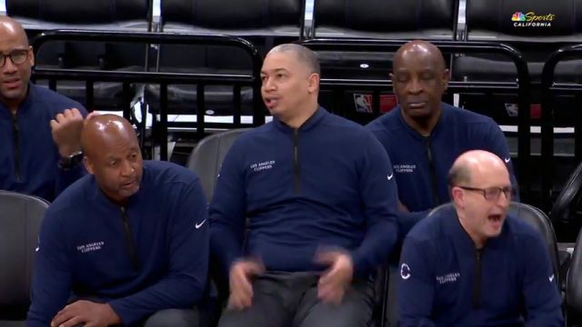 【2025年04月12日】快船vs国王第3节英文原声录像回放