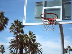 CBA季后赛八强直播：辽宁vs新疆视频直播在线（4月13日）赵睿与李炎哲继续缺席