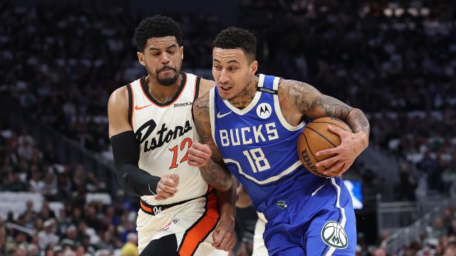 【2025年04月14日 活塞vs雄鹿集锦】活塞133-140雄鹿 康诺顿43+11生涯新高率领雄鹿加时险胜