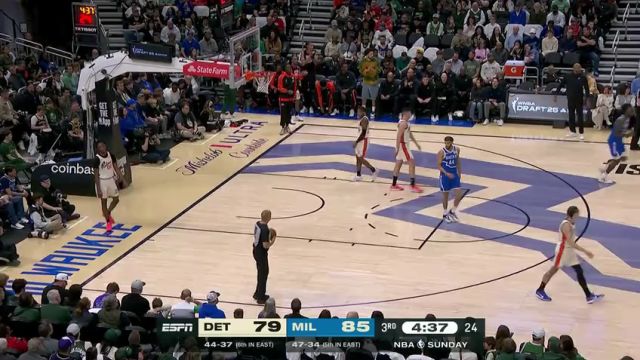 【2025年04月14日】活塞vs雄鹿第3节中文解说录像回放