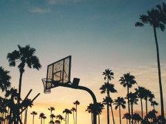 CBA高清直播在线直播：季后赛广厦vs青岛（4.15）布朗超神状态能否延续？