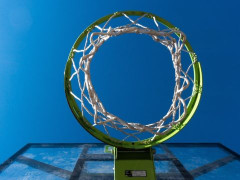 杨瀚森首次回应参选NBA：先打好季后赛 赛季结束再与经纪公司协商