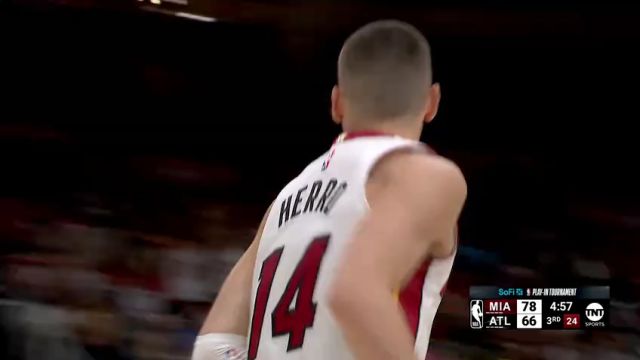 【2025年04月19日】热火vs老鹰第3节中文解说录像回放