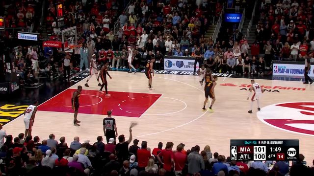 【2025年04月19日 热火vs老鹰集锦】球星的硬解能力！希罗突破内线中距离跳投稳稳命中继续把握领先