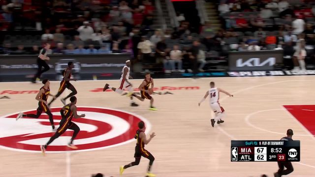 【2025年04月19日 热火vs老鹰集锦】双星发力！丹尼尔斯完成抢断特雷杨突破分球奥孔古上篮吃饼