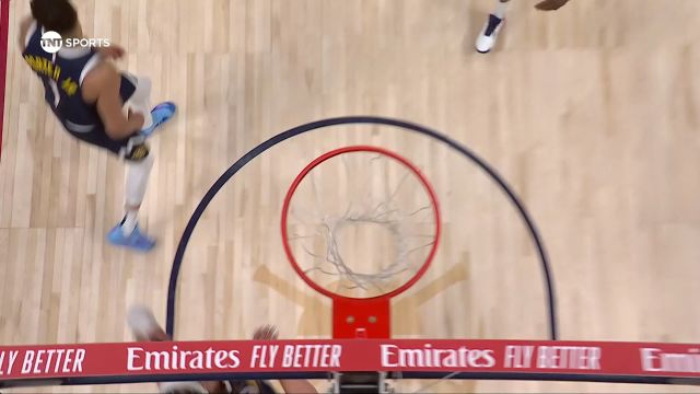 【2025年04月22日 快船vs掘金集锦】太想进球了！戈登罚球线得球面对空篮 大力劈扣意外扣飞