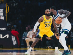 再现死亡之瞳！詹皇21+11关键抢断+决胜上篮 官方晒7数据历史第1