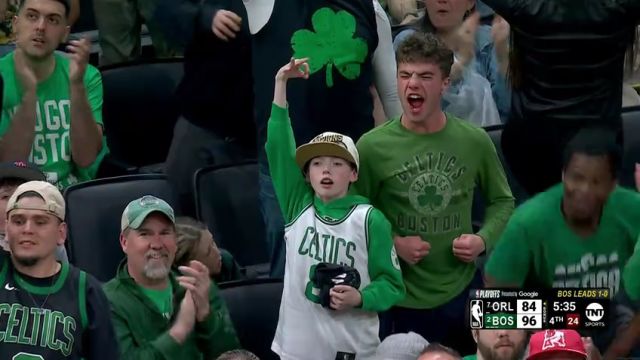 【2025年04月24日 魔术vs凯尔特人集锦】重握10分领先！怀特挺身而出三分连珠炮肆意轰筐