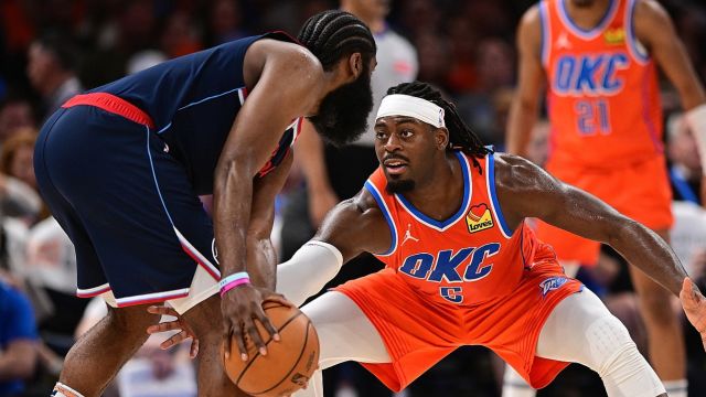 【2025年04月25日 雷霆vs灰熊集锦】多尔特更多争议动作合集：爆头詹姆斯 踢库里脚踝 致乔治重伤