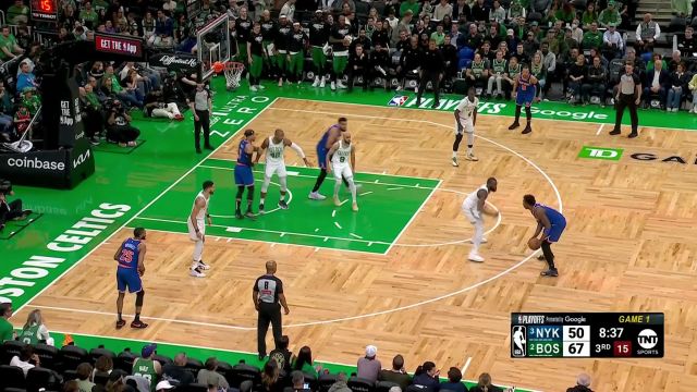 【2025年05月06日 尼克斯vs凯尔特人集锦】独闯敌营丝毫不怵 OG直奔篮下躲闪放进