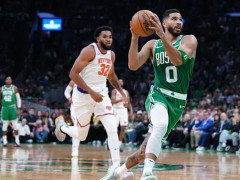 凯尔特人惨遭尼克斯20分逆转！塔图姆季后赛得分超越皮尔斯，升至绿军队史第五名！