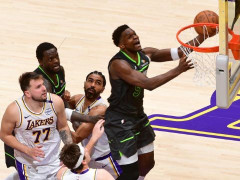 NBA季后赛勇士vs森林狼 爱德华兹轻伤不下火线！下半场回归！