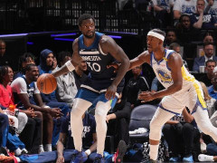 轰24+11+7比肩加内特：兰德尔打成进攻核心 美媒直言换唐斯双赢