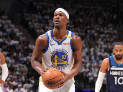 勇士季后赛半场14人轮换，勇士主教练科尔直言：探索与巴特勒适配的战术打法