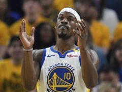 时隔两年季后赛30+！巴特勒33+7+7加盟新高 决战8分钟0分隐身