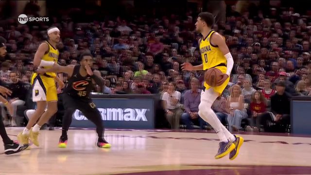 【2025年05月14日 步行者vs骑士集锦】哈利魔法时刻！哈利伯顿越投越远踩着LOGO命中超远三分