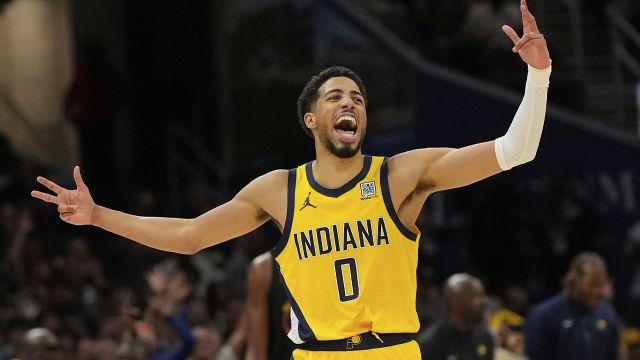 【2025年05月14日 步行者vs骑士集锦】哈利伯顿vs骑士集锦 命中6记三分狂砍31+6+8大秀哈利魔法