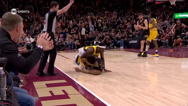 【2025年05月14日 步行者vs骑士集锦】扛起球队进攻 亨特硬气干拔强取3+1