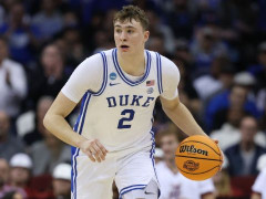 独行侠主教练基德力赞弗拉格潜力：作为年轻球员无论是进攻还是防守，都展现出了天赋