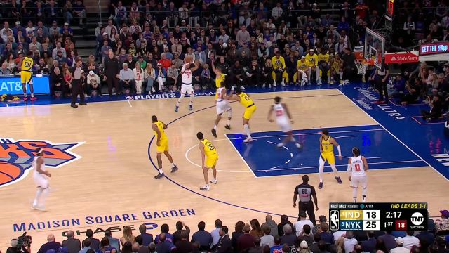 【2025年05月30日 步行者vs尼克斯集锦】这饼相当可口！哈特精准直传篮下的罗宾逊轻松扣篮吃饼