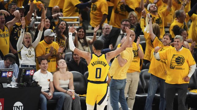 【2025年06月01日 尼克斯vs步行者集锦】尼克斯vs步行者精彩集锦 哈利伯顿21+6+13西亚卡姆荣膺MVP