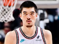 再次扭伤脚踝！灰熊2米24中锋将接受手术：预计缺席新赛季初段比赛