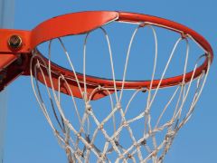 篮球朱正在哪支队？答案：上海队