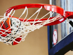 辽宁男篮提前晋级：赵继伟亲承应该是最后一届全运会 杨鸣喊话正赛见